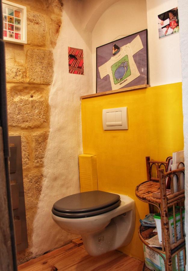 Apartment Artistic Loft, Downtown Montpellier, Wifi *
